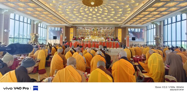 善念匯聚照亮屏東　全球佛教聯合會館迎春祈福