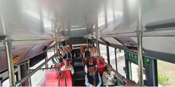 屏東綠色交通再進化！10輛全電動公車啟動　恆春率先上路