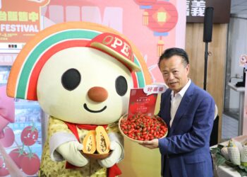 嘉義優鮮x台灣燈會聯名水果盒　7-ELEVEN全台門市同步開賣