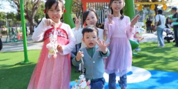 嘉義市馬年小提燈「馬上熊賀」亮相 2月24日起文化公園限量發放