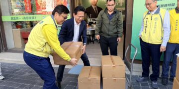 林俊憲攜手台灣省會計師公會寒冬送暖 　1000包白米將安心送達需要的家庭