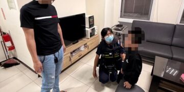 屏東市街頭見迷途幼童遊蕩　警方細心安撫助父子重逢