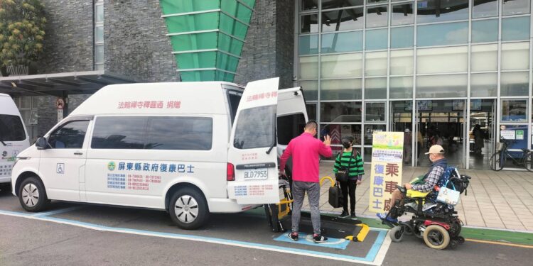 春節不打烊社福服務1,460次　屏縣社安網即時守護家庭