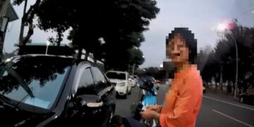 逛年街逛到忘記車停在何處 溫馨內埔警協助找回暨內埔警訊