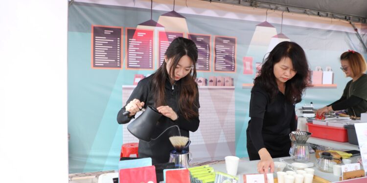 「啡嚐嘉義館」進駐2026台灣燈會　用一杯咖啡帶民眾漫遊阿里山