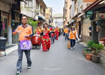 高雄惠豐里新春走春拜年　結合心路舞獅與健康關懷凝聚鄰里情誼