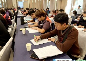 嘉義市機車排氣定期檢驗到檢率全國第三 績優機車排氣檢驗站獲表揚