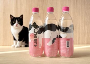 泰山食品加入「寵物萌經濟」熱潮  貓店長跟主子一起歡度貓之日