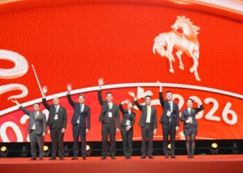 永慶加盟四品牌北台灣尾牙   席開920桌近萬人齊聚南展館    爽抽2800個獎項