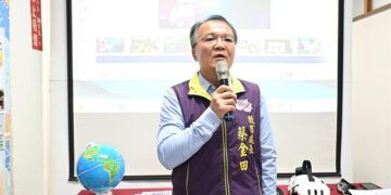 智學彰化‧放眼全球   啟動雙語AI情境教室豐富成果