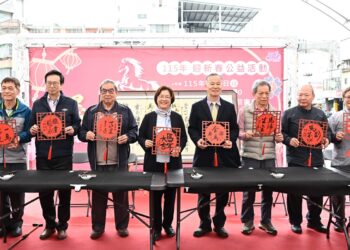 筆墨傳祝福·義賣暖新春公益活動  以實際行動支持伯利歐家園