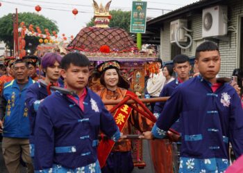 三年一科宗教盛事熱鬧展開　王爺奶奶回麟洛遶境傳承百年情誼