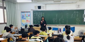 從受助童到成為溫暖孩子的老師！ 改變人生的紅包  為無助的孩子撐住家庭、守住求學路