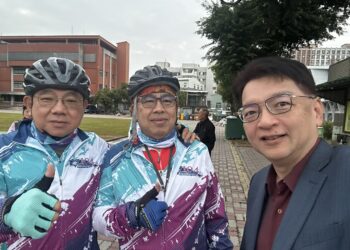 台南一中45位師生騎單車環島1000公里今早出發將挑戰10度以下低溫