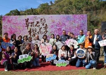 2026草嶺石壁櫻花季2/17-3/1浪漫登場 漫遊繽紛山城
