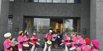 花蓮維納斯藝廊喬遷  藝術尾牙迎開幕