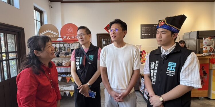 影音/民眾黨黃國昌相挺尚少年阿弦  盼蘇智弦為彰化議會注入新力量