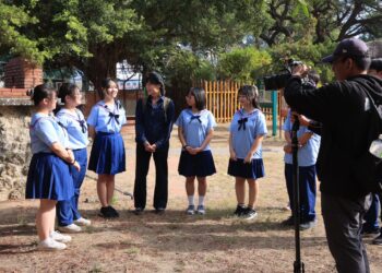 穿越時空的逆襲！家齊高中生全台語走讀黃欣 三地標再現府城硬派生存術