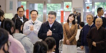 關懷育幼機構院童  行政院長卓榮泰參訪宜蘭幸夫愛兒園