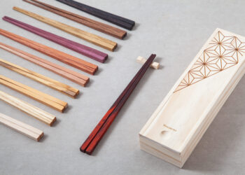 「木匠兄妹木工房」手作原木彩虹筷新春開課中