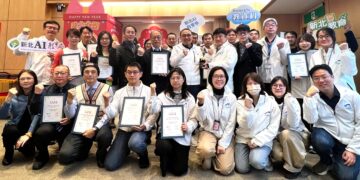 蟬聯全國第一！新北 17 件專案入選「未來教育 臺灣100」     AI 領航教學新典範